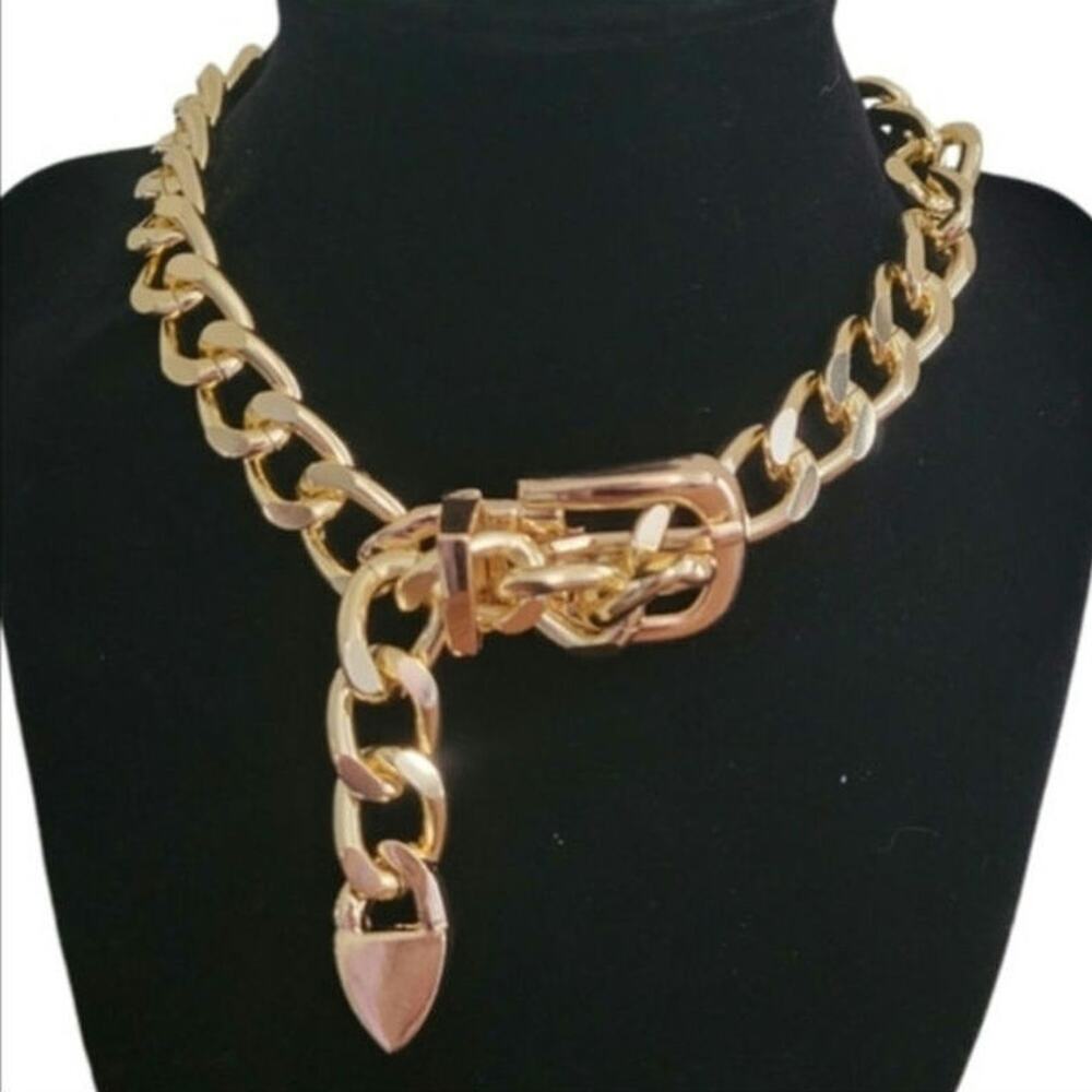 Chunky Belt Buckle Chain Gold Tone Choker Necklace